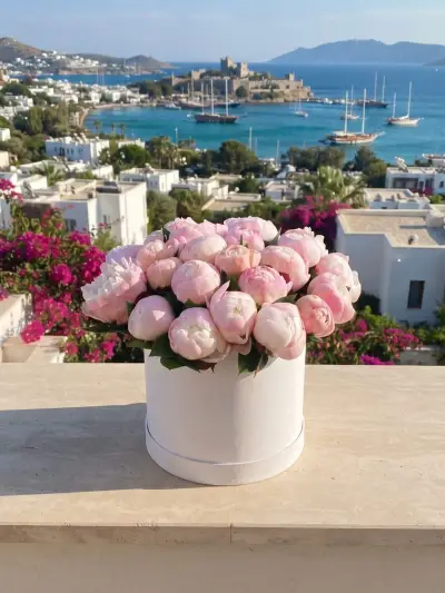 Beyaz Kutuda Pembe Gül Tasarımı