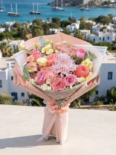 Somon Ambalajlı Pastel Pembe Gül Buketi